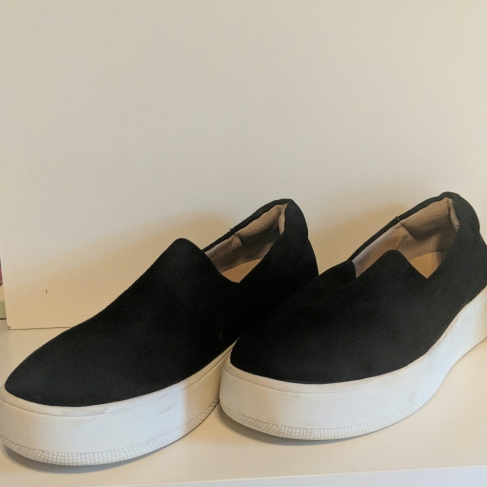 Steve by Steve Madden black Hilda slip on sneakers